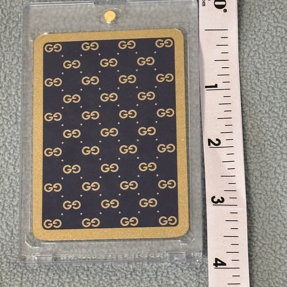1Gucci playing card 9 of hearts. Navy blue/gold. enclosed case - Picture 6 of 7